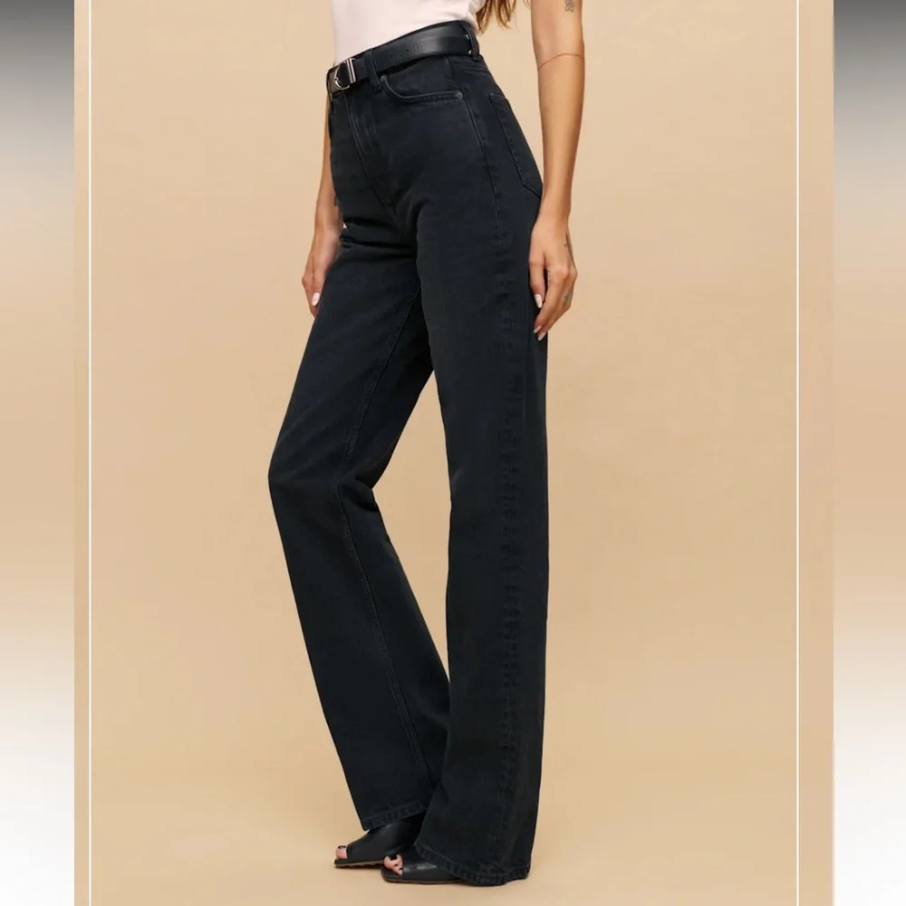 Reformation Wilder Jeans - Vana - Picture 2 of 9